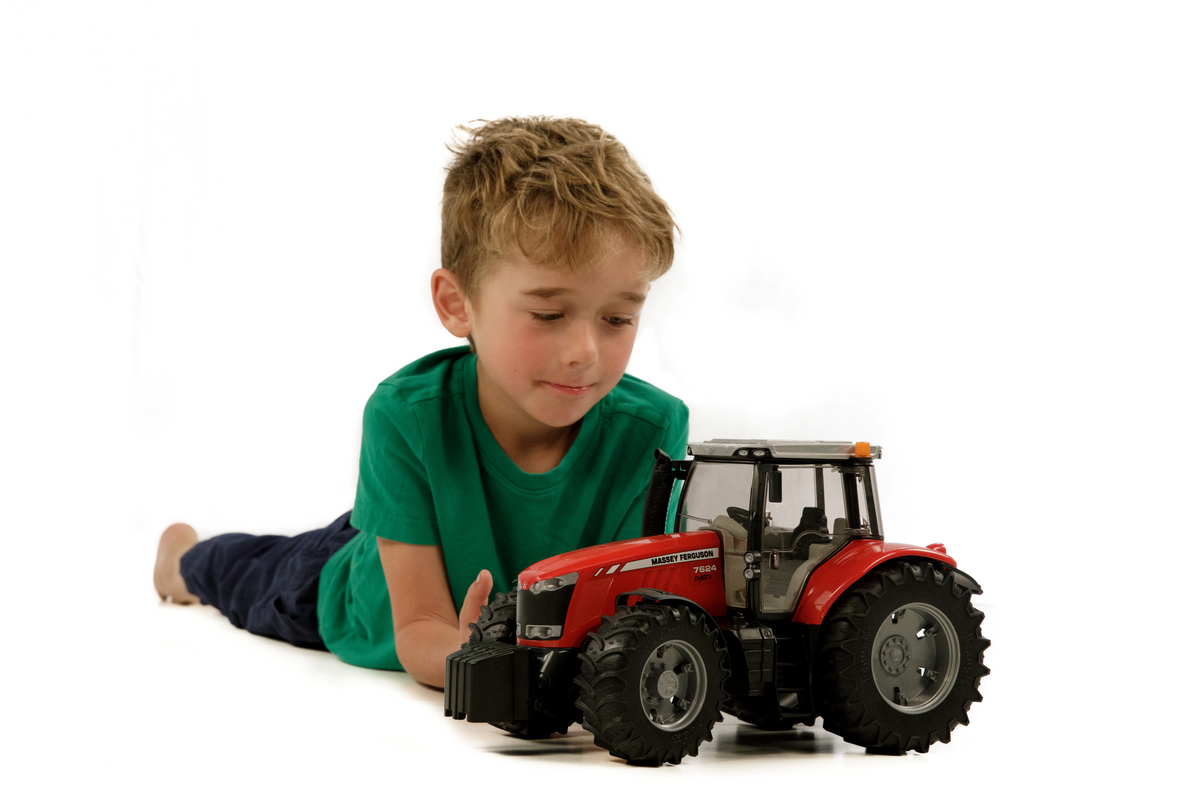 Bruder Toys Massey Ferguson 7624 Tractor