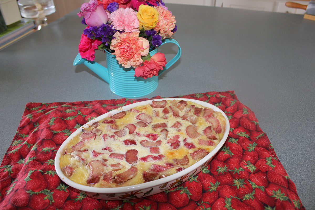 Eating Fresh: How to Make Homemade Rhubarb Custard