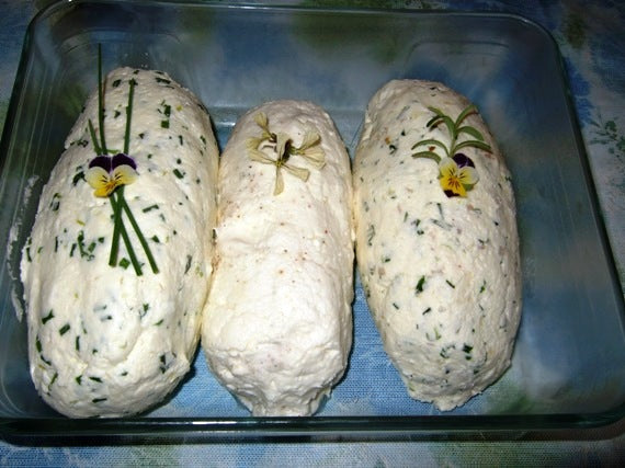 Handmade Cheese: An Easy, Delicious Holiday Gift