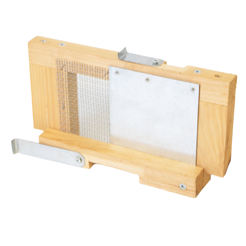 Robbing Screen 5-Frame Robbing Screen for Hive | Beekeeping at Lehman's