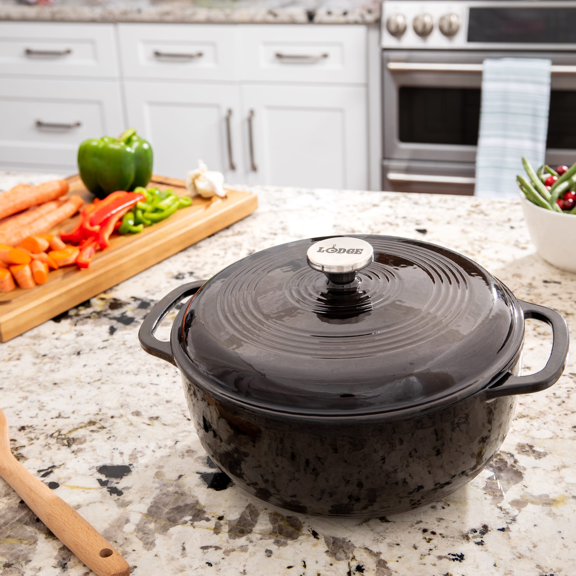 Lodge ENAMELED CAST IRON エナメル キャストアイアン Lodge Enameled Cast Iron 6qt Dutch Oven | Lehman's