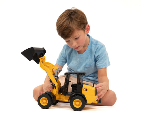 Bruder Toys Cat Wheel Loader