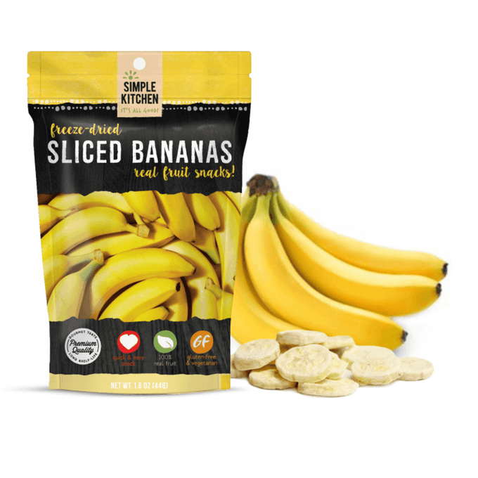 Package of Simple Kitchen freeze-dried sliced bananas next to fresh banana bunch and banana chips, suitable for Farm, Garden & Tool, Camping, Emergency Supplies, and Best Sellers collections.