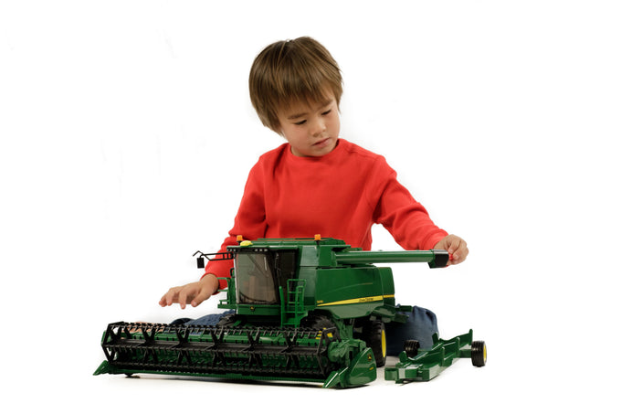 Bruder Toys John Deere T670i Combine Harvester