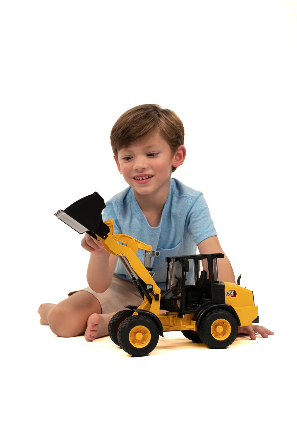 Bruder Toys Cat Wheel Loader