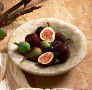 Figs in bowl