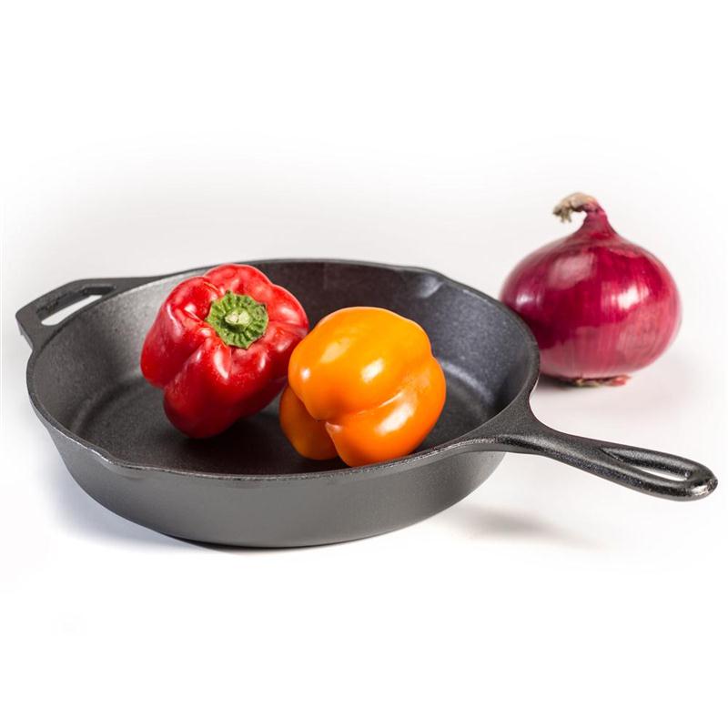 Lodge Cast Iron Skillet PepOnin3221
