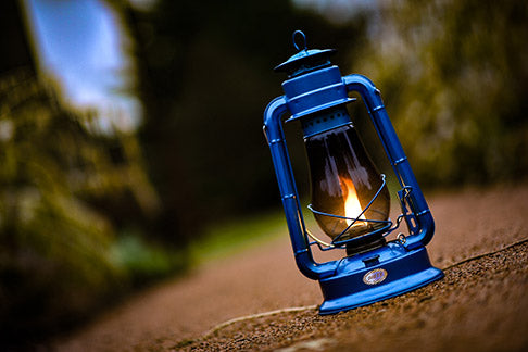 Oil lantern