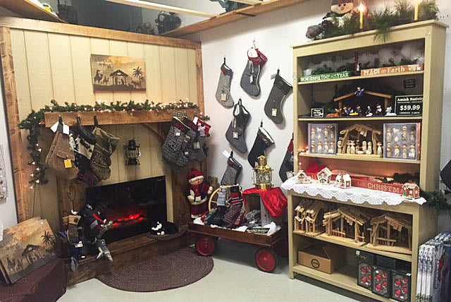 christmas-display-at-store