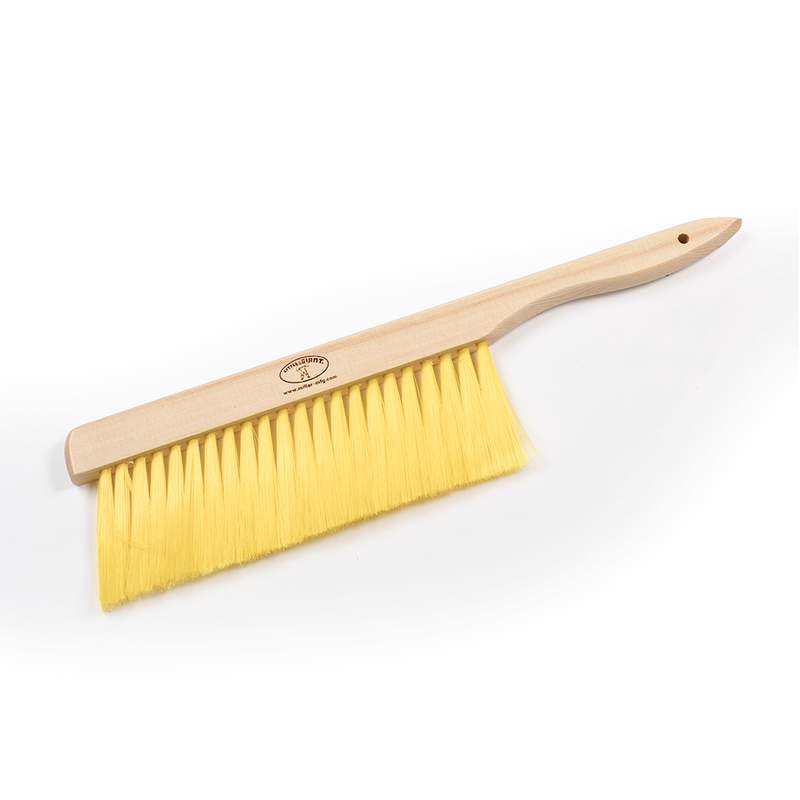 Beekeeping brush