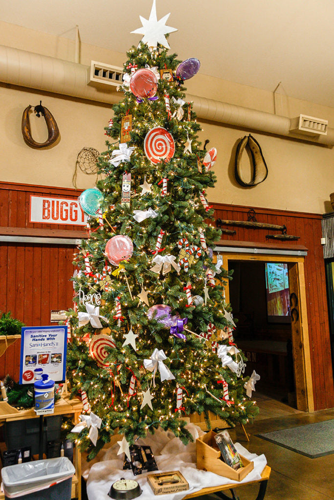 store-at-christmas-2
