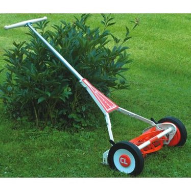 lawn mower clippers